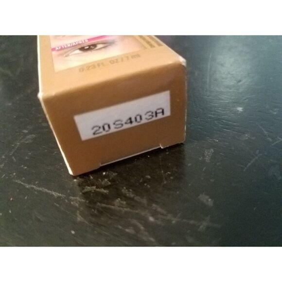 #40 Caramel Maybelline Super Stay Full Coverage Under-Eye Concealer - Picture 6 of 7